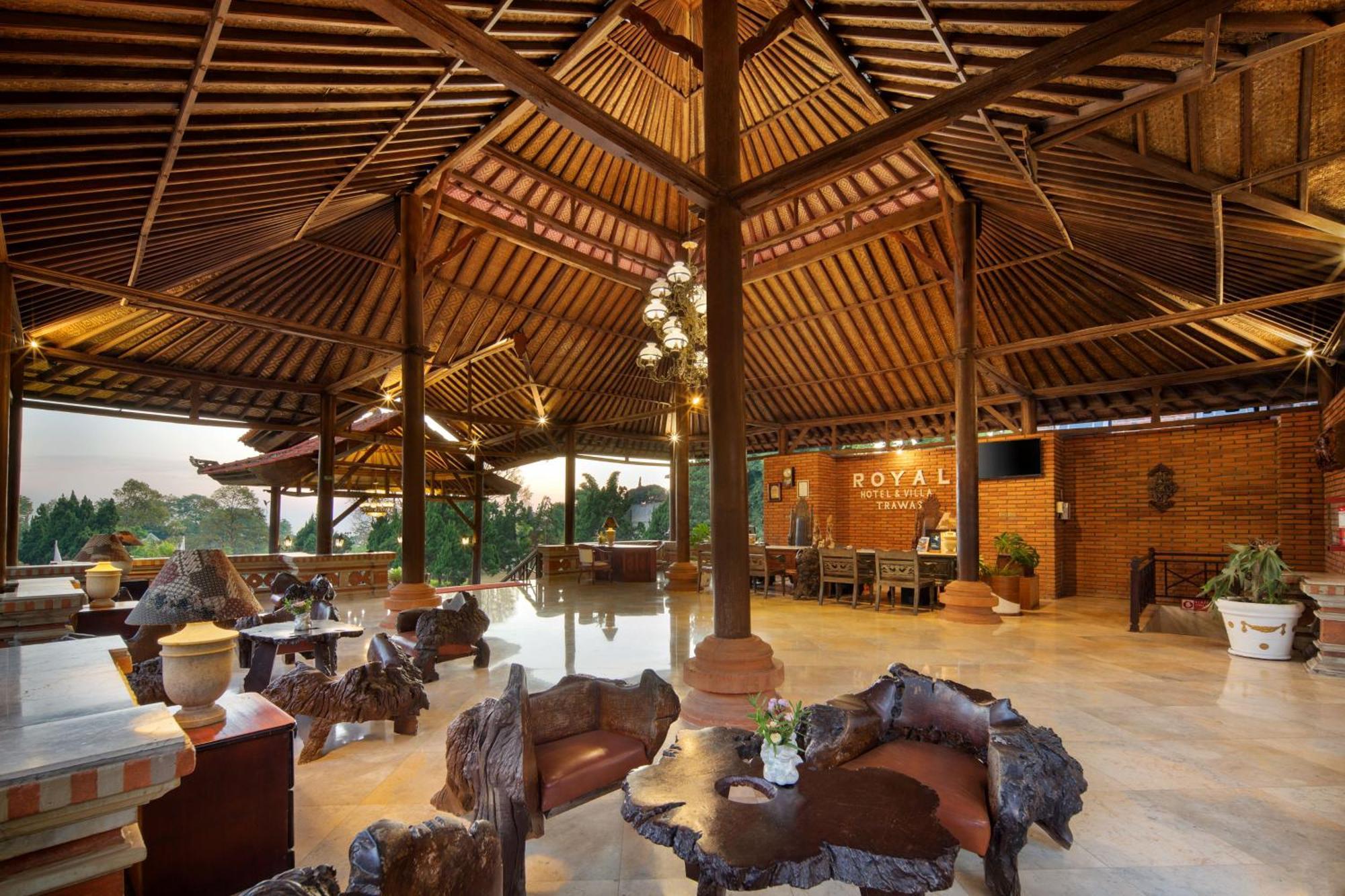 Royal Trawas Hotel&cabañas Exterior foto