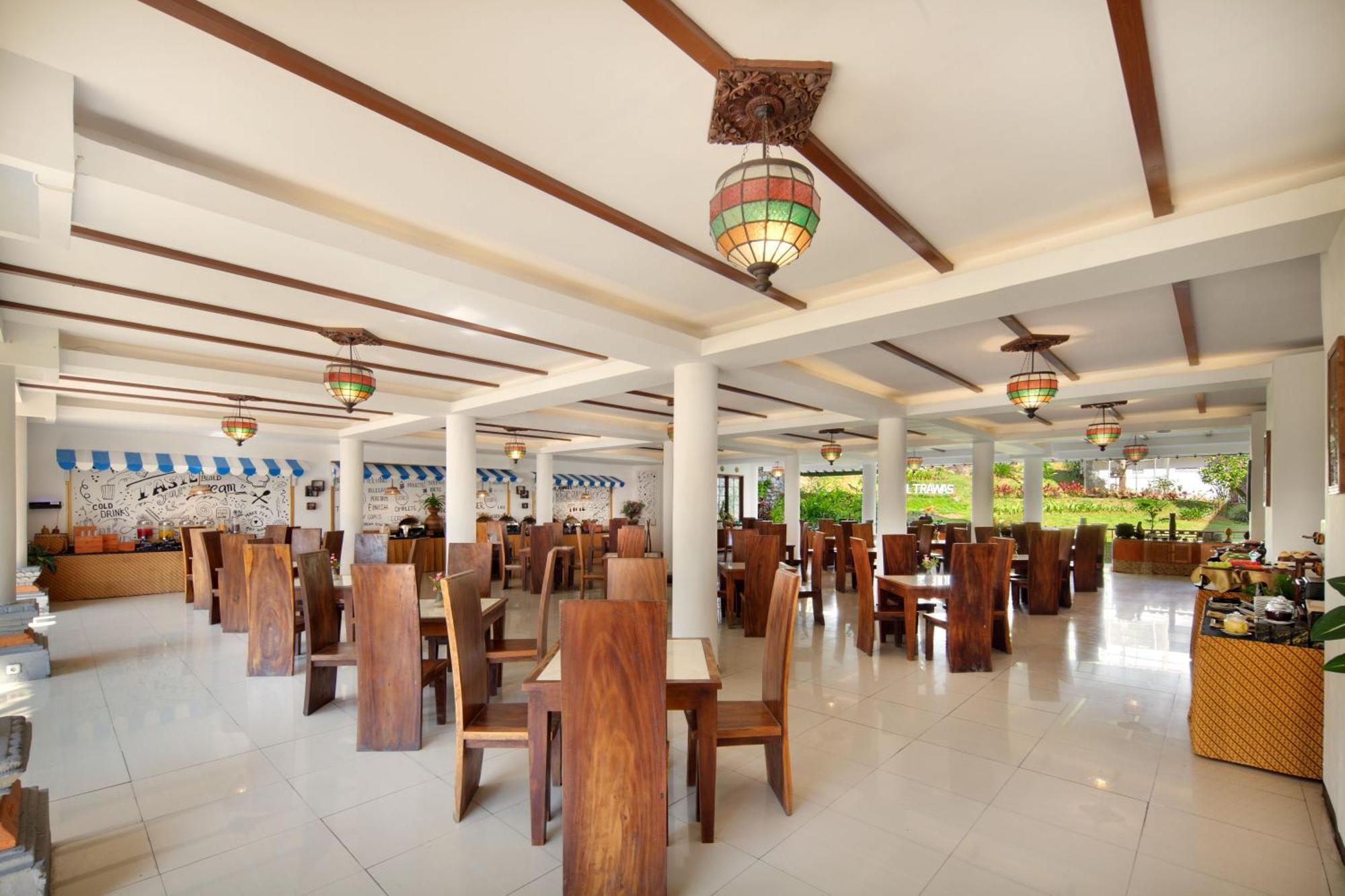 Royal Trawas Hotel&cabañas Exterior foto